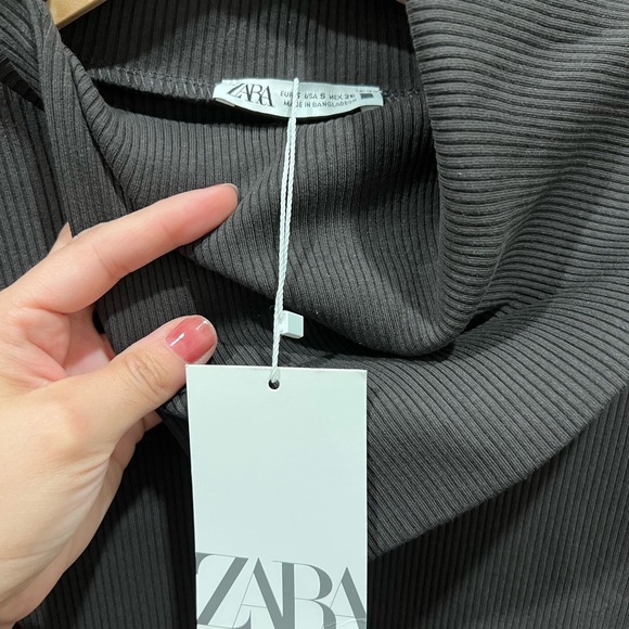 ZARA ASYMMETRIC COLLAR DRESS
TAUPE GRAY SMALL - Picture 3 of 4